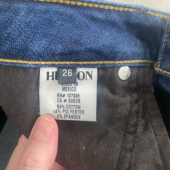 Hudson size 26 cut off jeans - Picture 3 of 5